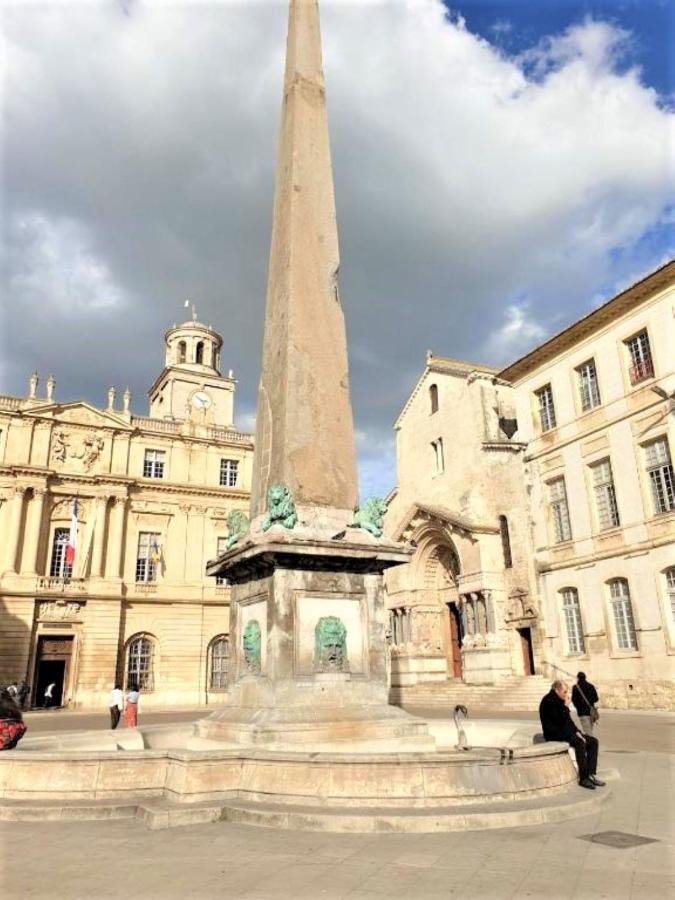 Appartement A Deux Pas De La Place Du Forum Арль Экстерьер фото